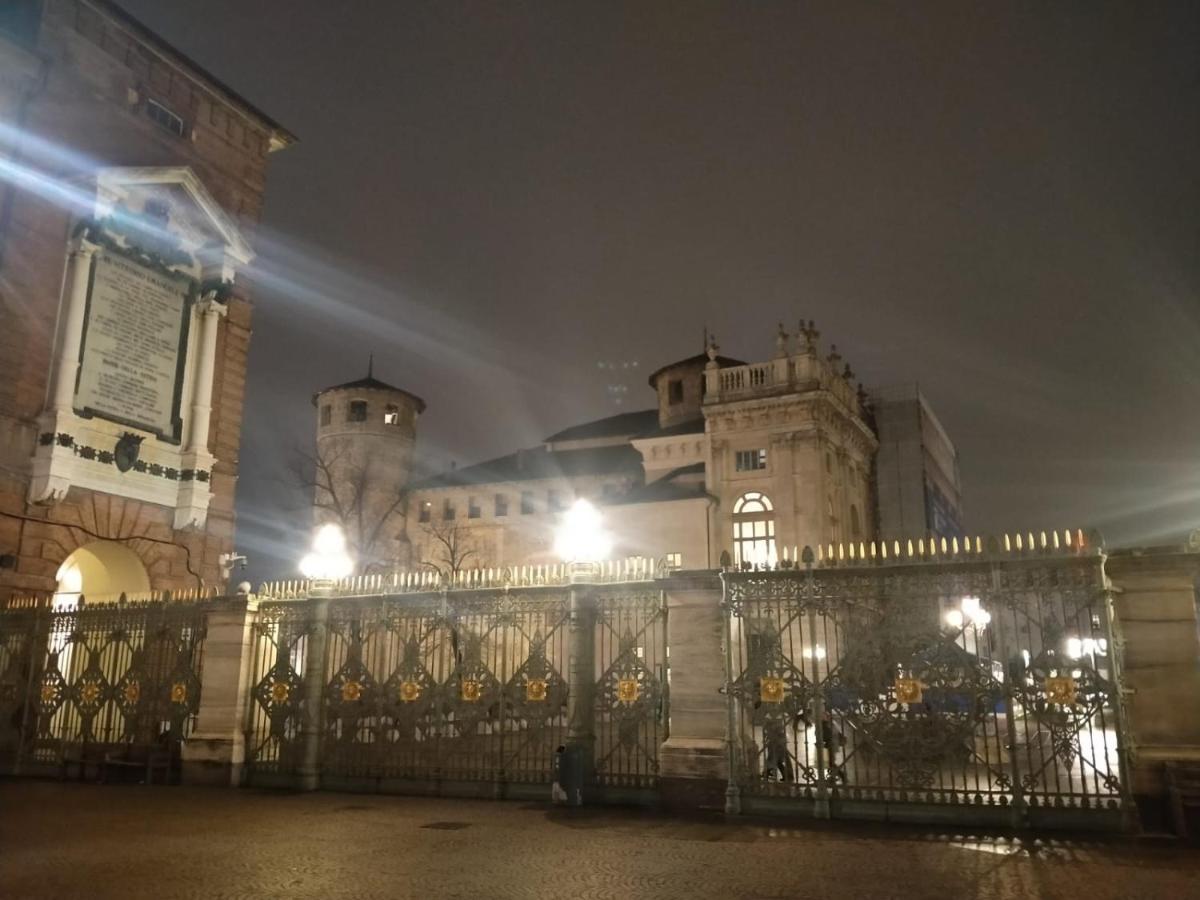 Appartamento SKY LOFT Nuovissimo vicinanze Metro Torino Esterno foto